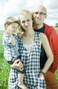 Agnieszka i Maciej Wielobób wraz z synem Tymonem